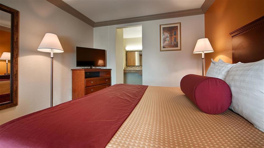 Cloverdale Wine Country Inn & Suites Phòng bức ảnh