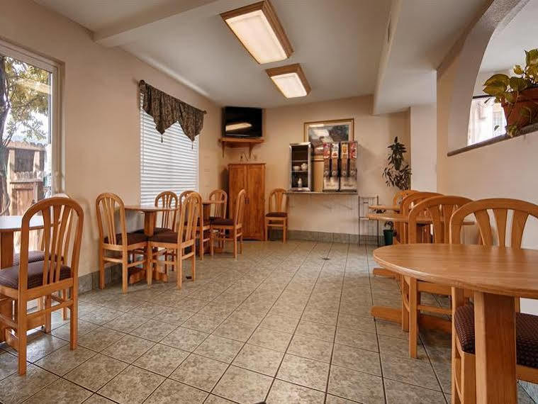 Cloverdale Wine Country Inn & Suites Ngoại thất bức ảnh